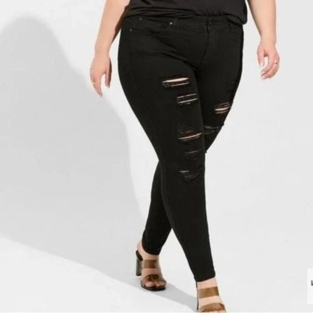 Torrid Premium Sky High Skinny Distressed Jeans Women's Size 22R Black Gray Wash